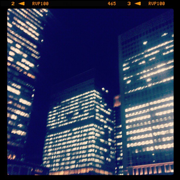 20111116東京駅前